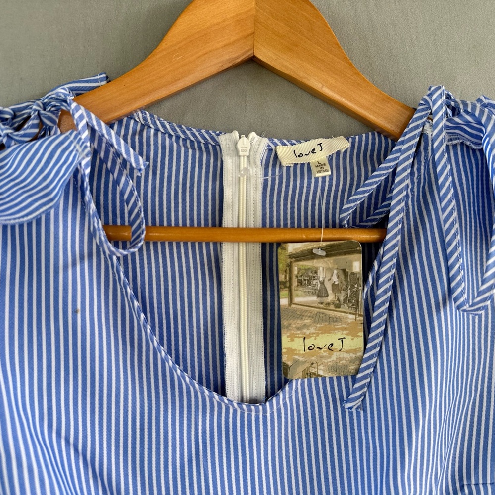 Women’s Blue Striped Ruffle Peplum Top - Picture 4 of 8